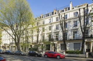 sold-clifton-gardens-london-216-view1
