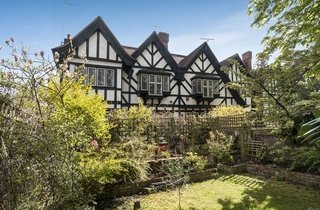 sold-vale-close-london-97-view1