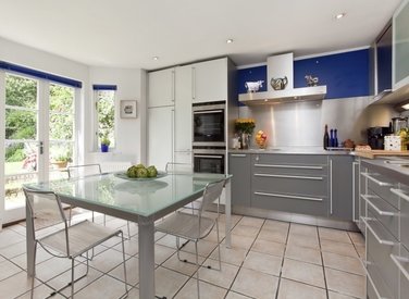sold-blenheim-road-london-108-view4