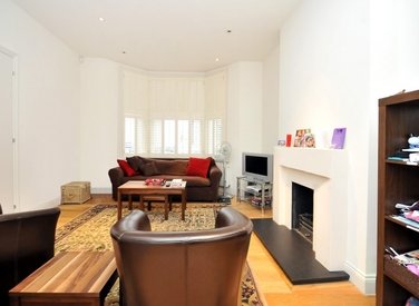 sold-hamilton-gardens-london-160-view4