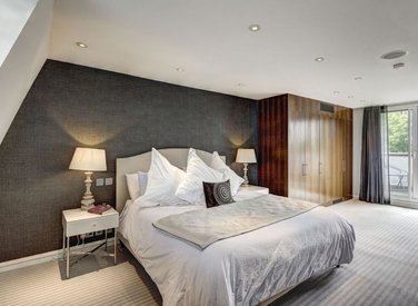 sold-blomfield-road-london-47-view4