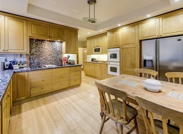 sold-avenue-close-london-72-view4