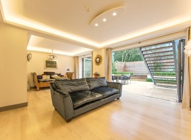 sold-rudgwick-terrace-london-78-view4