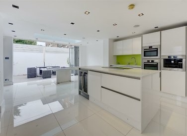 sold-lower-merton-rise-london-457-view3