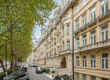 for-sale-marylebone-road-london-488-view1