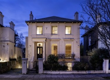 sold-clifton-hill-london-509-view1