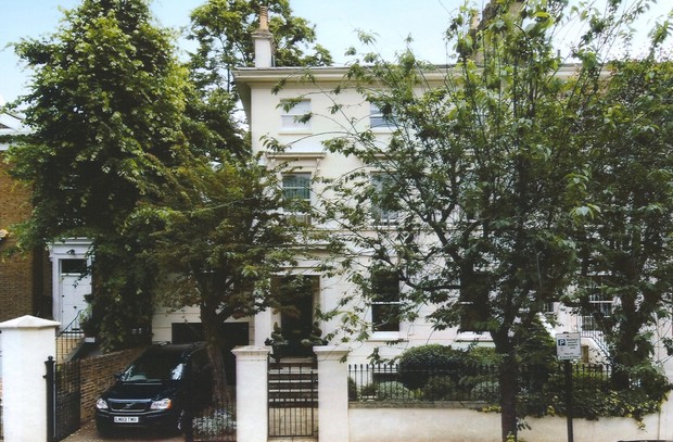 sold-cavendish-avenue-london-176-view1