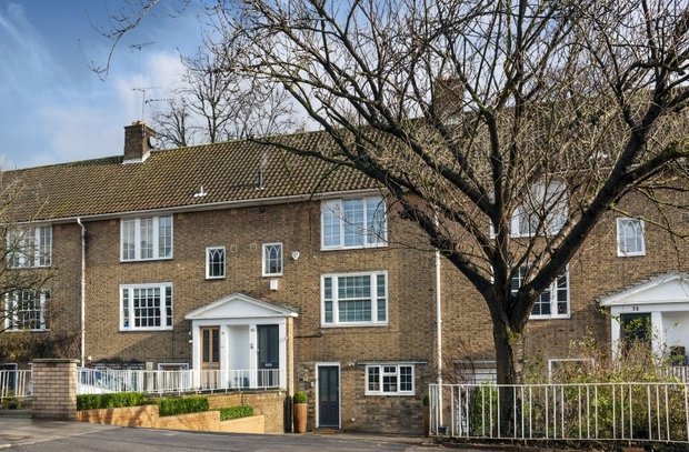 sold-ordnance-hill-london-98-view1
