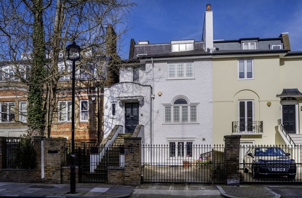 for-sale-hill-road-london-485-view1